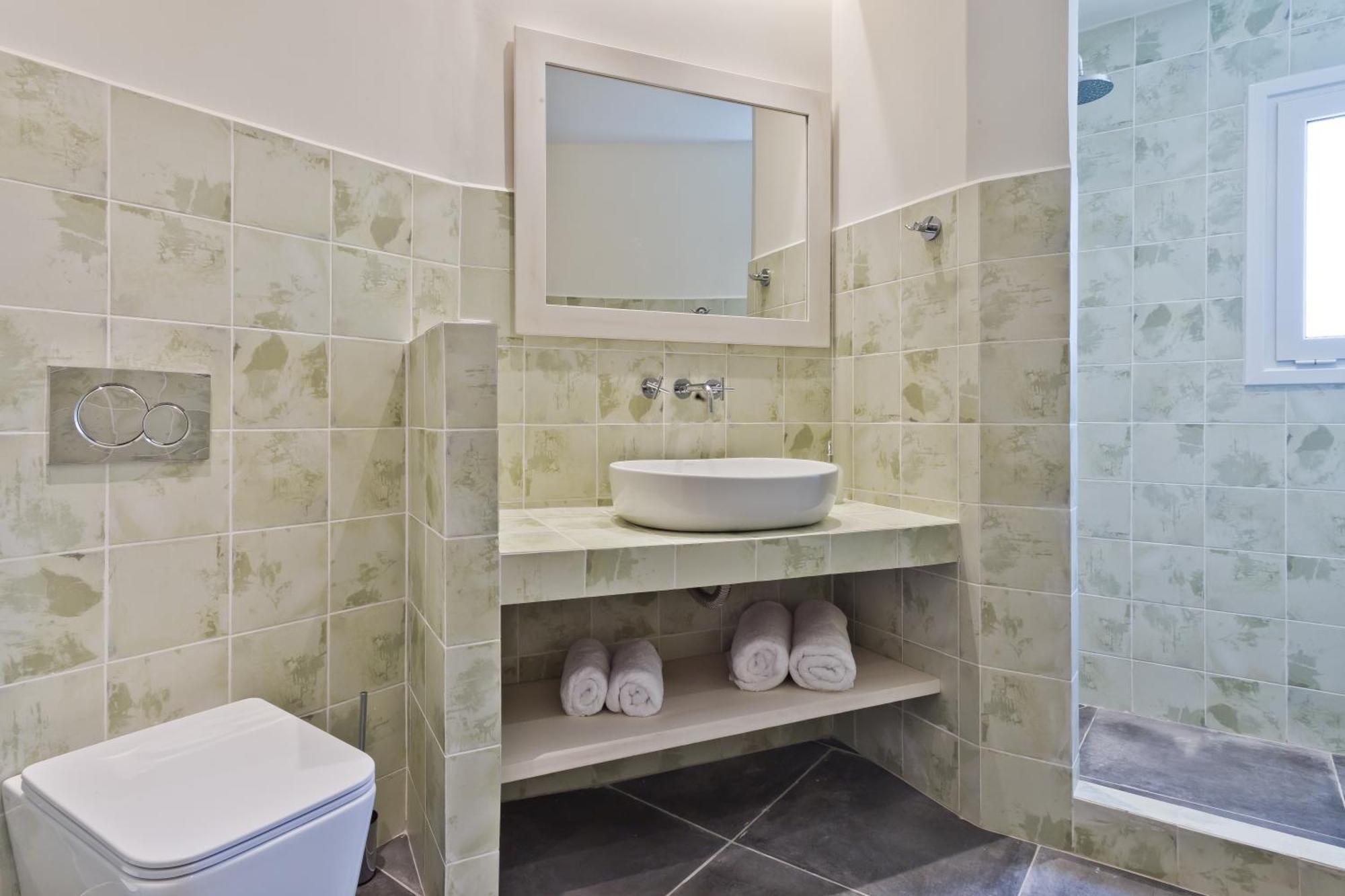 Posidonia Luxury Suites Karpathos Exterior foto
