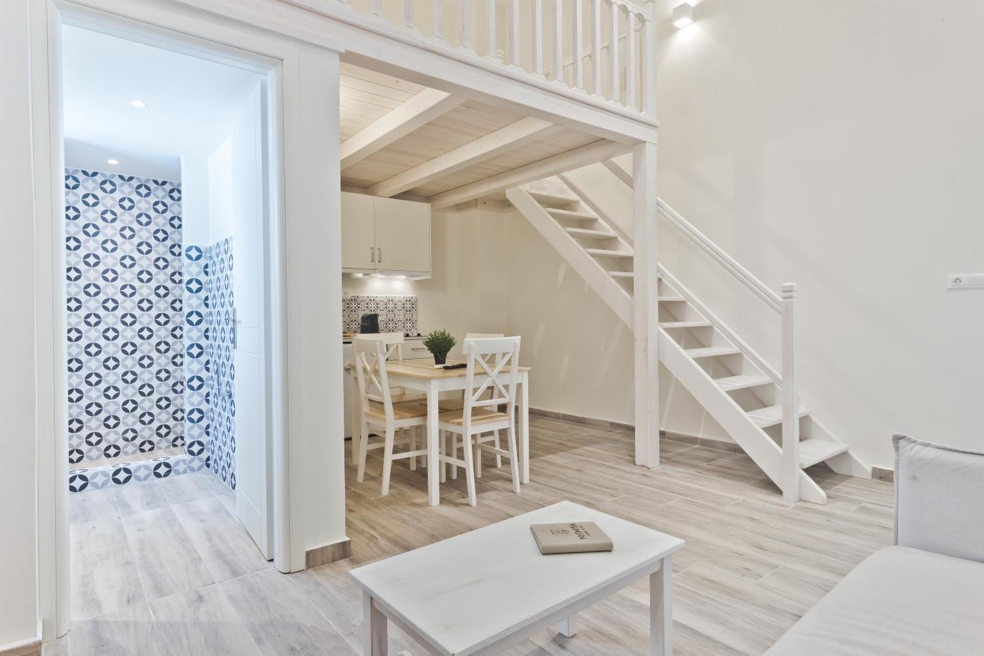 Posidonia Luxury Suites Karpathos Exterior foto